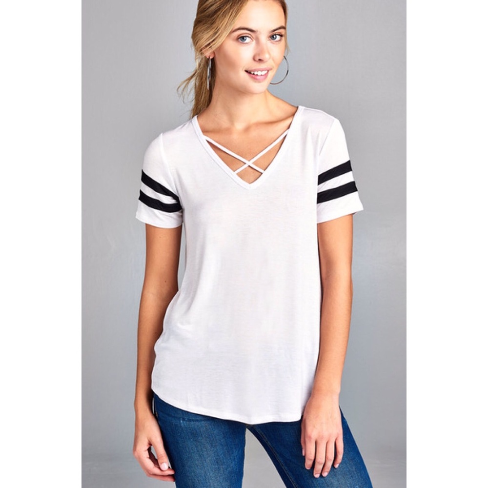 stripe v-neck w/cross strap